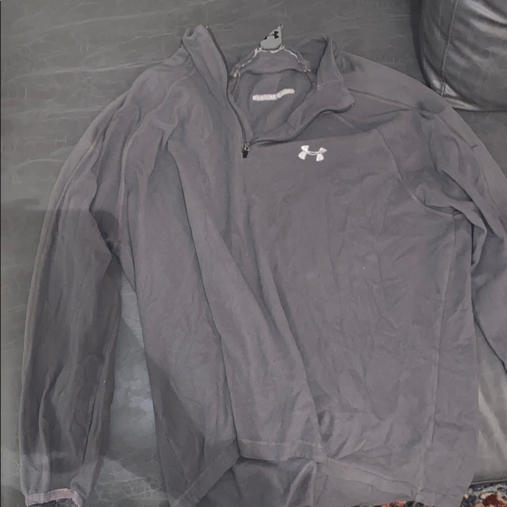 Long sleeve pullovers